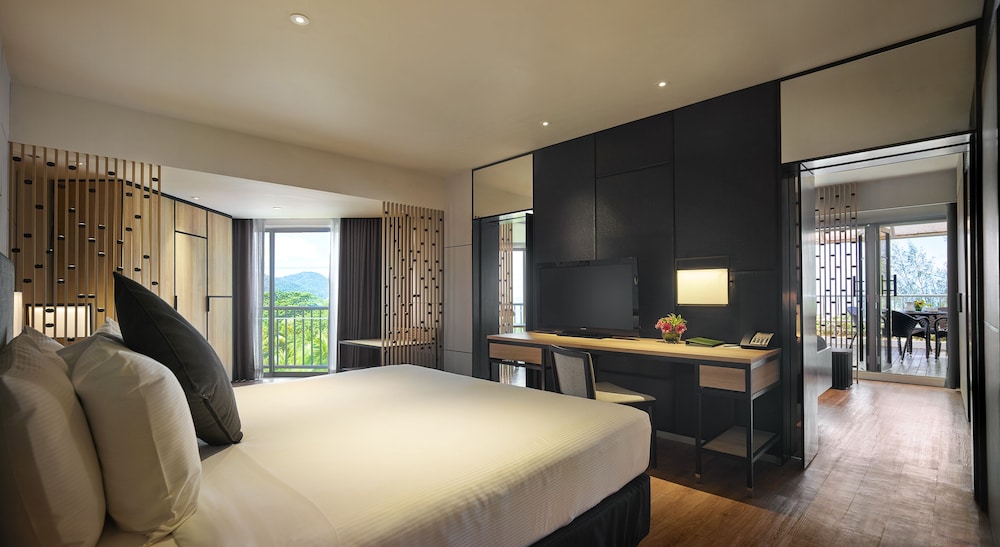 PARKROYAL Penang Resort 7