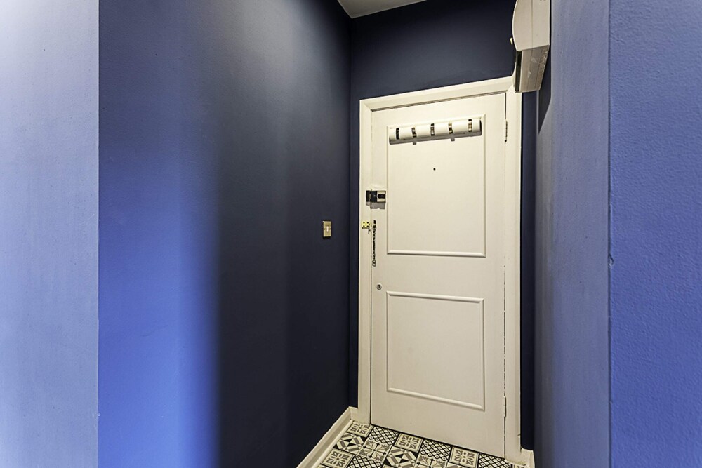 Cozy Aldgate Hideaway