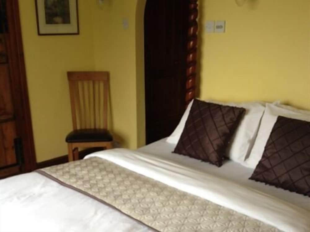 Altrincham Vacations - Ash Farm Country Guest House - Property Image 41