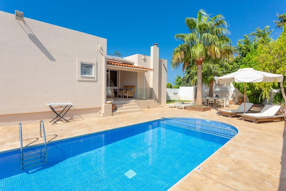Villa Thetis Large Private Pool Walk to Beach Sea Views A C Wifi Car Not Required Eco-friendl - 2302