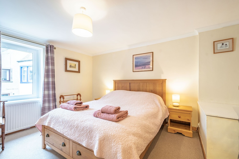 Creel Cottage view 5