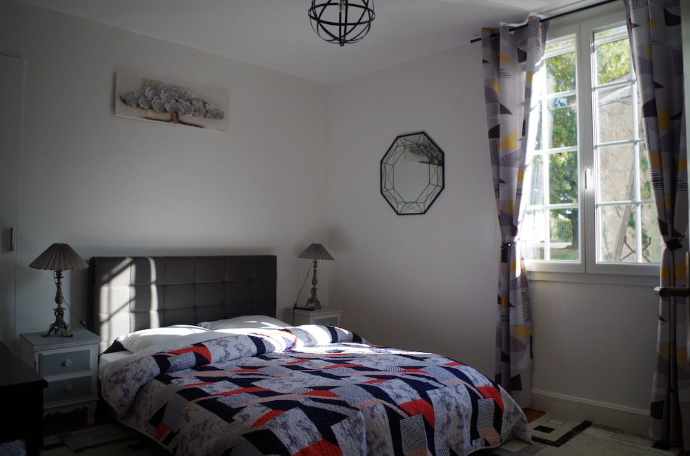 Photo 11