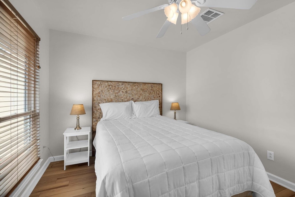 Regency Cabanas D3