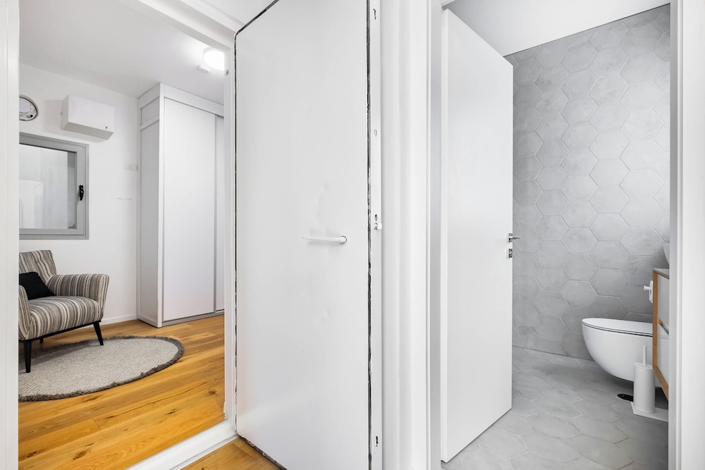 KG4 LUX Apartments