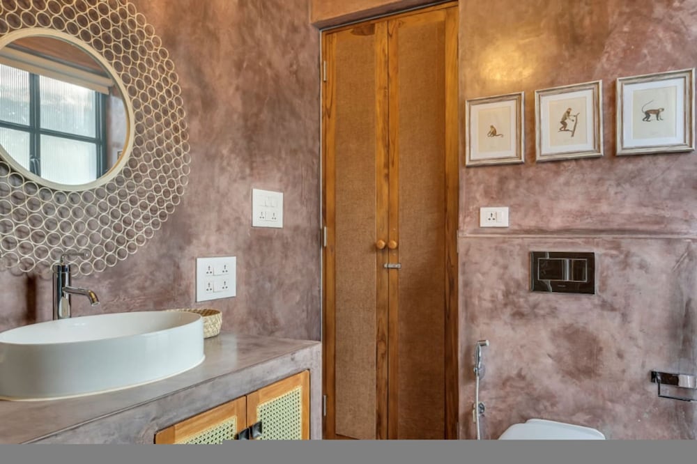 Casa Brilhante - 4BR Villa w Private Pool Garden