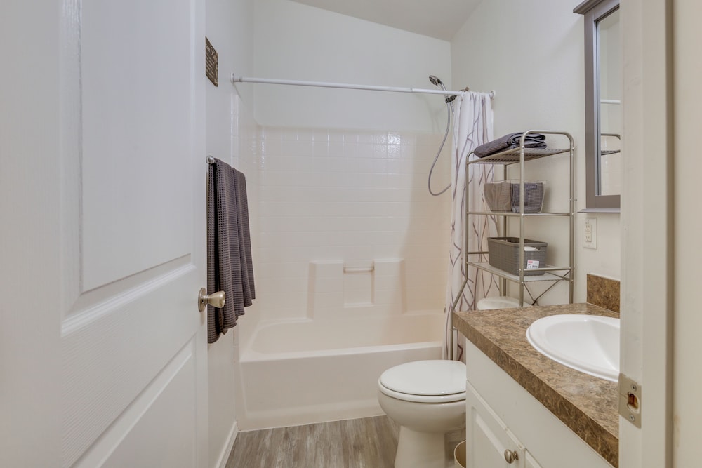 1 Mi to Main Street: Cozy Retreat in Portales