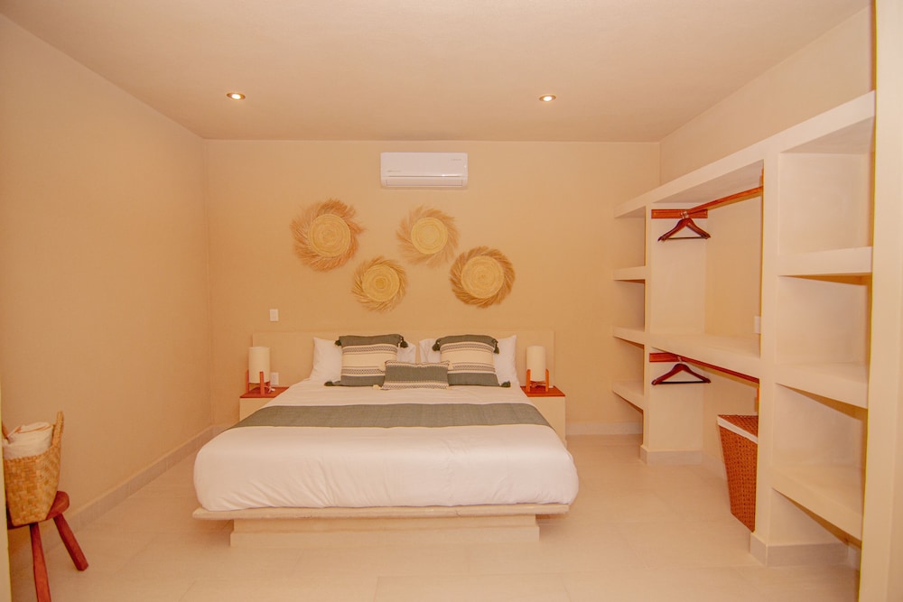 Evamar San Carlos view 3