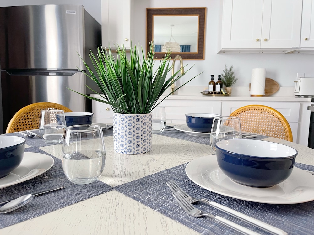 Stylish 1900s Renovated Apartments