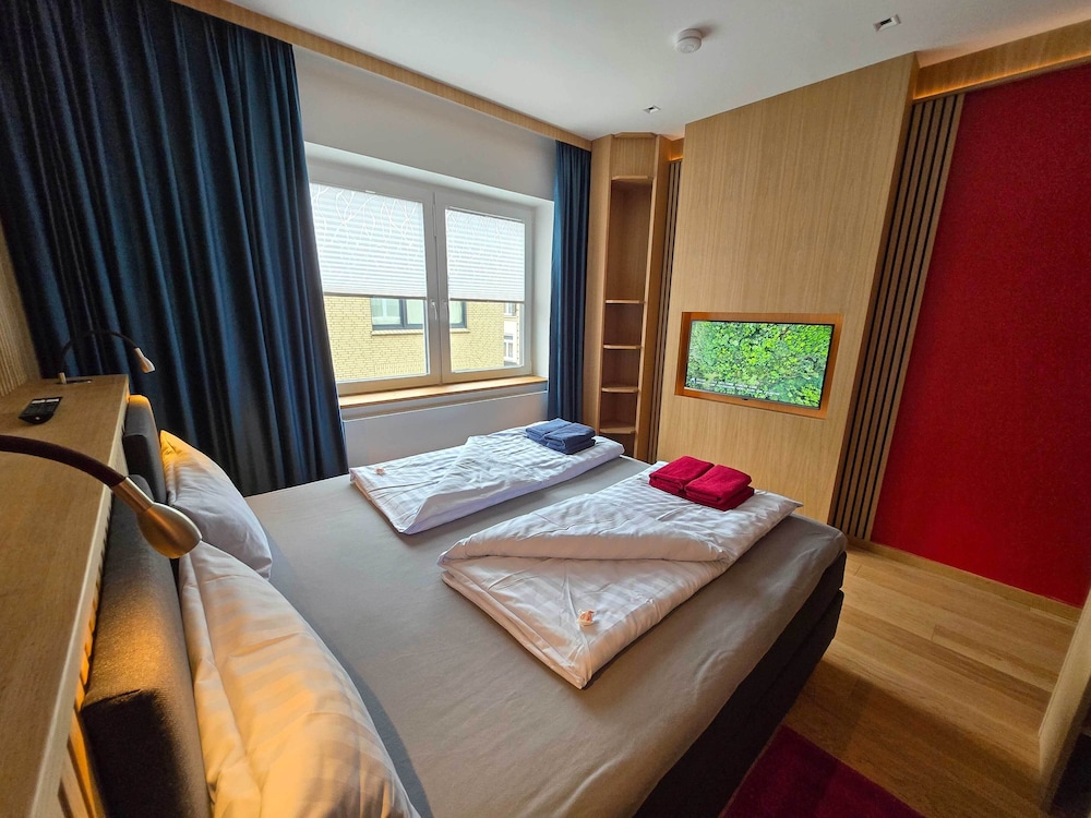ney.land apartments