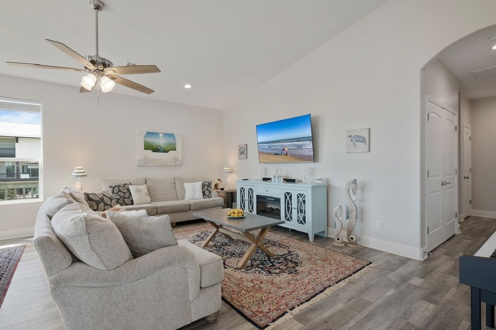 Sunrise 4 Bedroom Home
