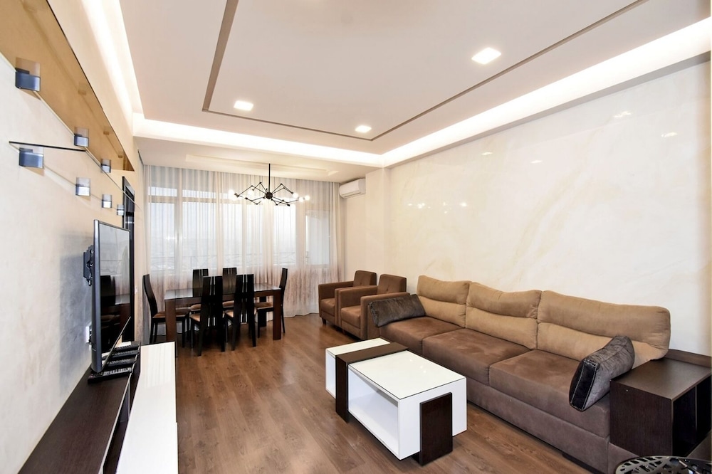 Luxury apartment on Tsitsernakaberd hgw
