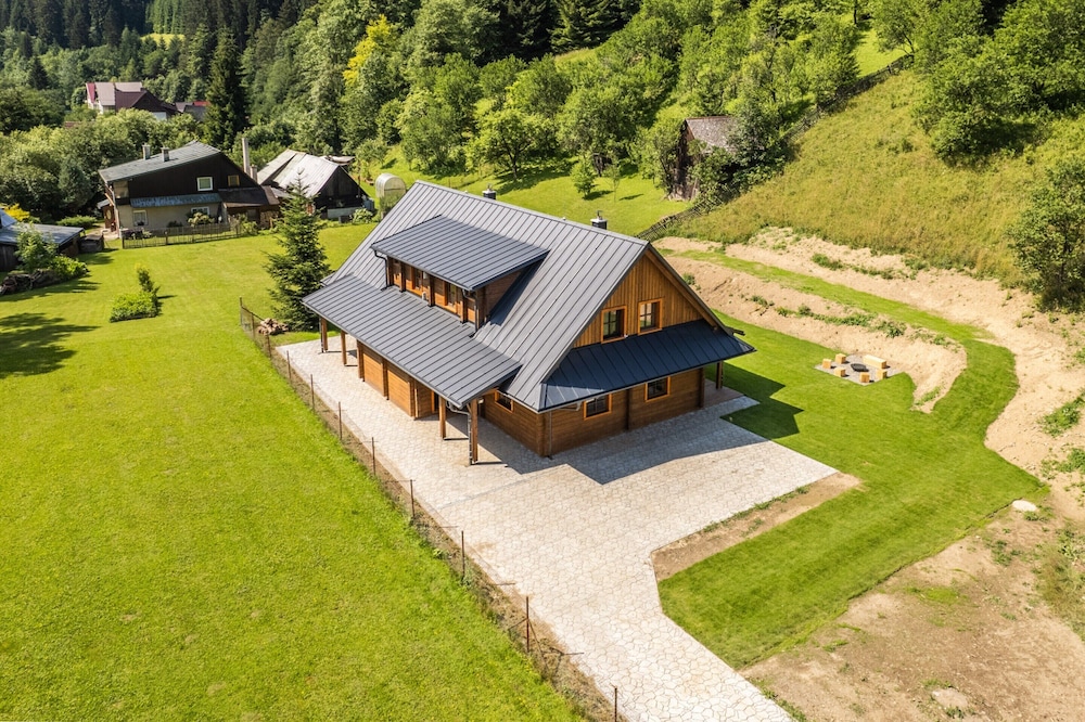 Tranquil Villa in Velke Karlovice