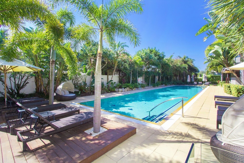 Luxury Apartments on Bells Boulevard