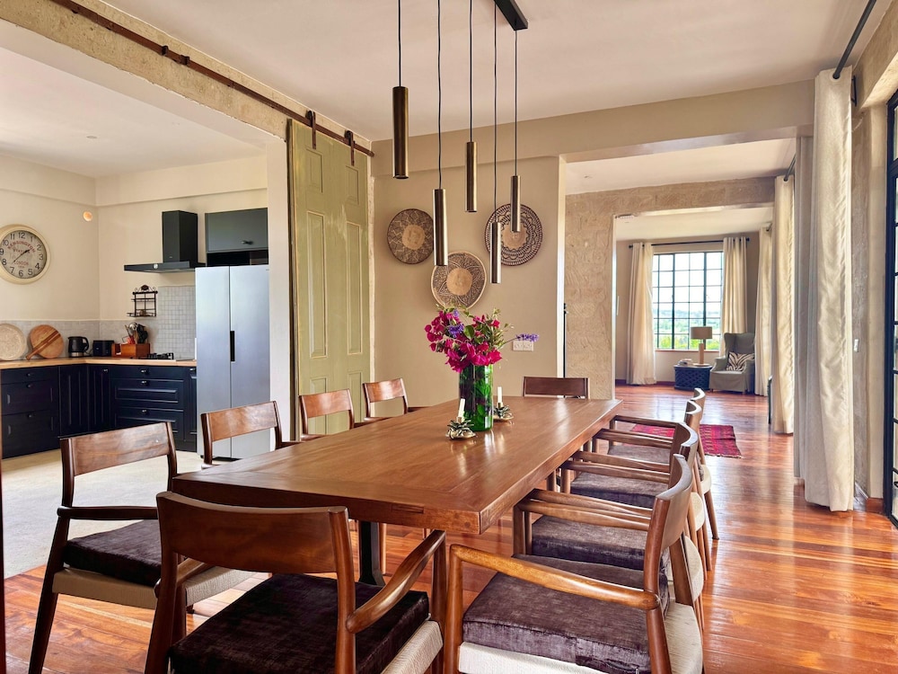 Eco 5 Bedroom 5 Bathroom Nanyuki Farm Villa - 2328