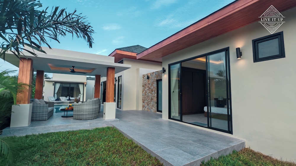 Santi Tara Villas