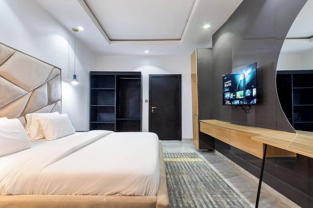 Holbeck Apartment