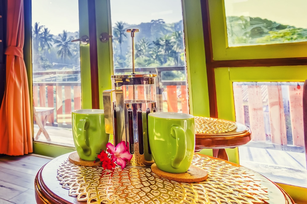 Tonmai Suites