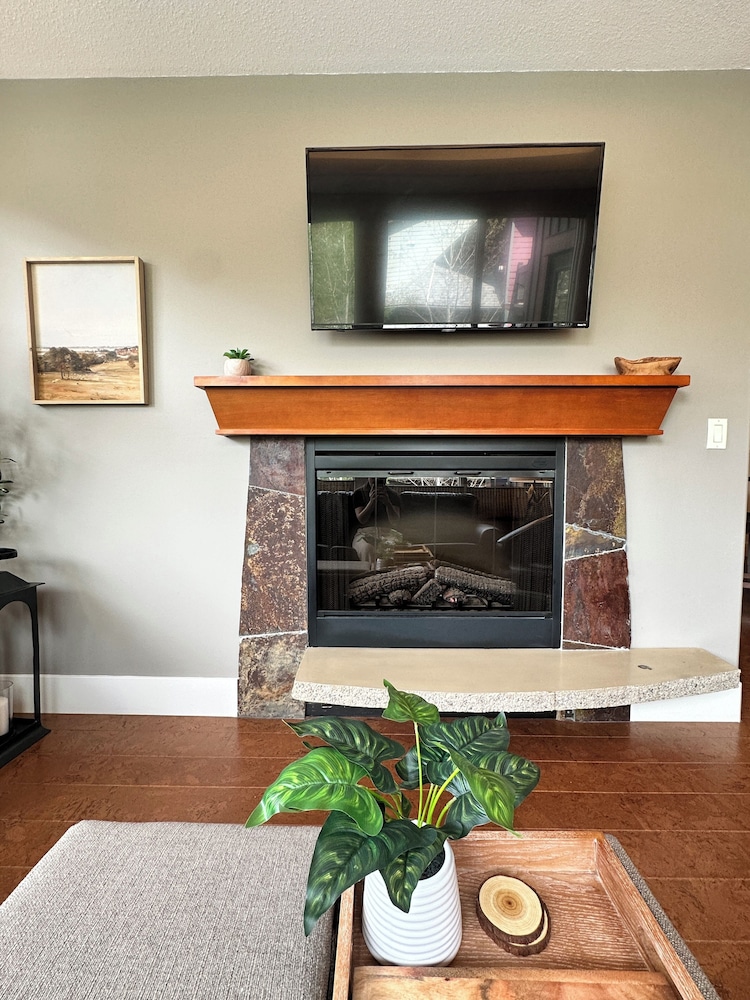 Solara Corner Suite-Pool & Hot Tub & Spa