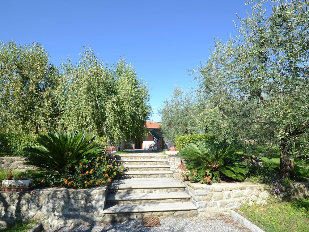 Photo 30