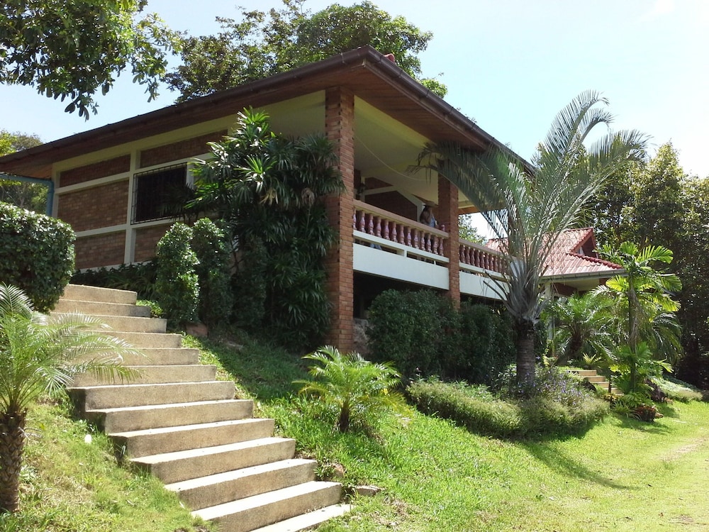 Freedom Estate