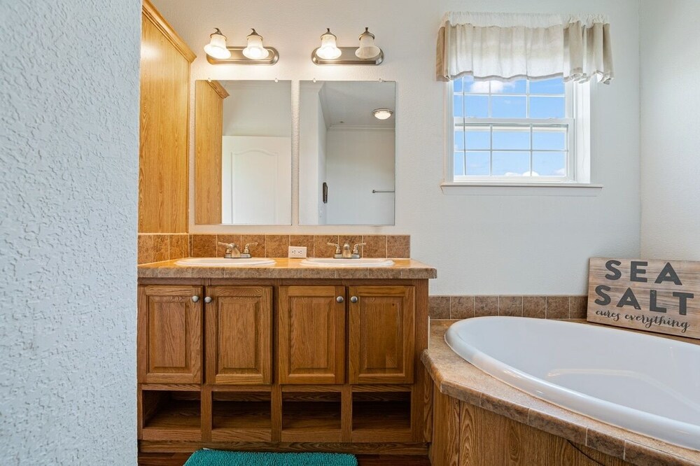 Camelot 2 Bedroom Home