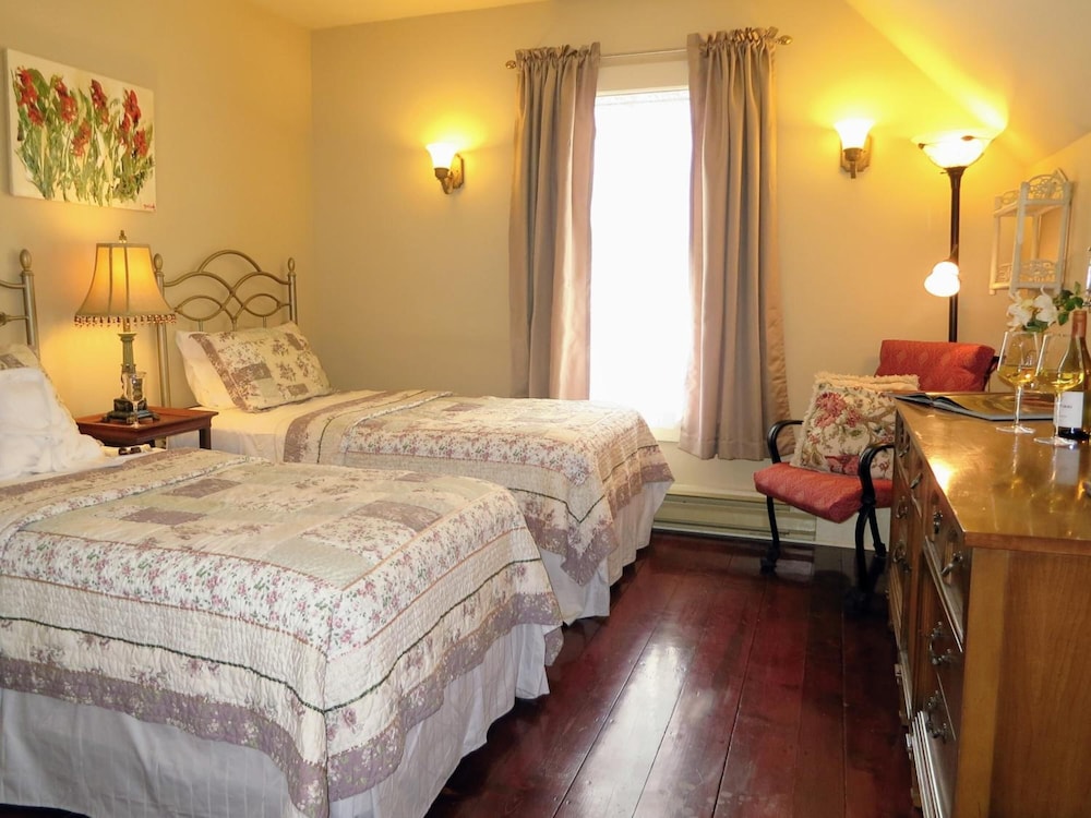 B&B Hillhouse