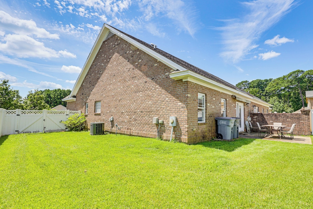 5 Mi to Rocky Mount Mills: Modern Retreat w/ Patio
