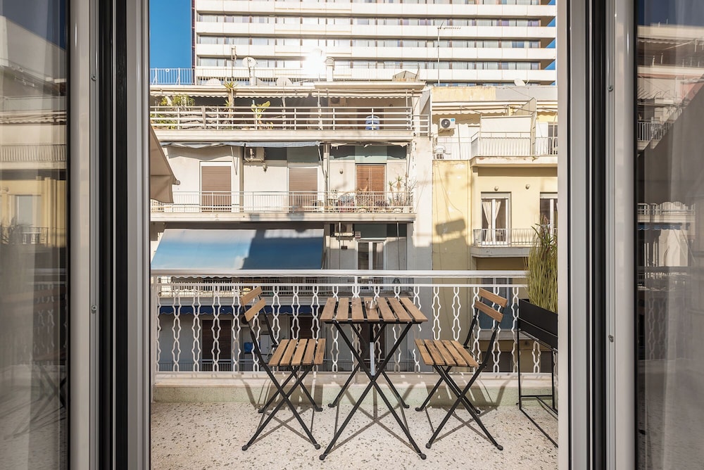 Exclusive Suite by Cloudkeys