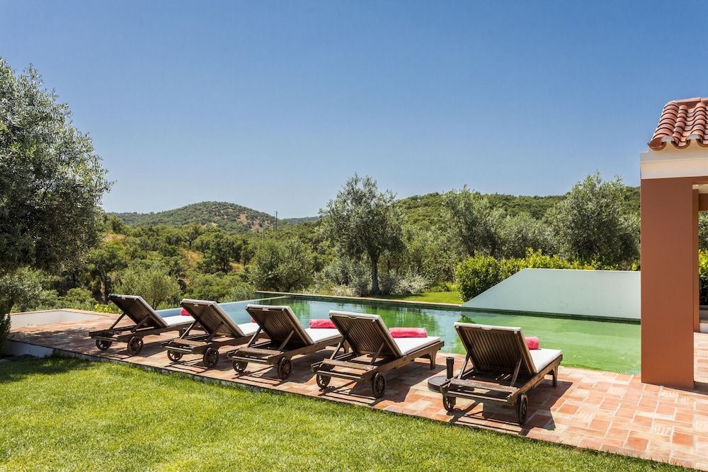 Grandola Mountain Paradise by Cadenzalux