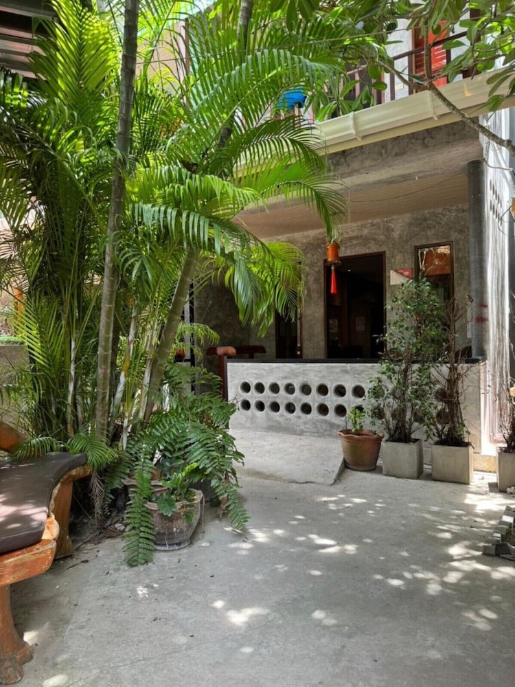Araya Boutique Hotel