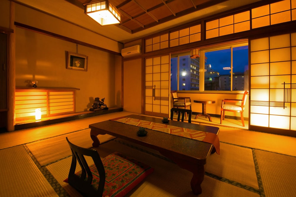 Beppu Koraku