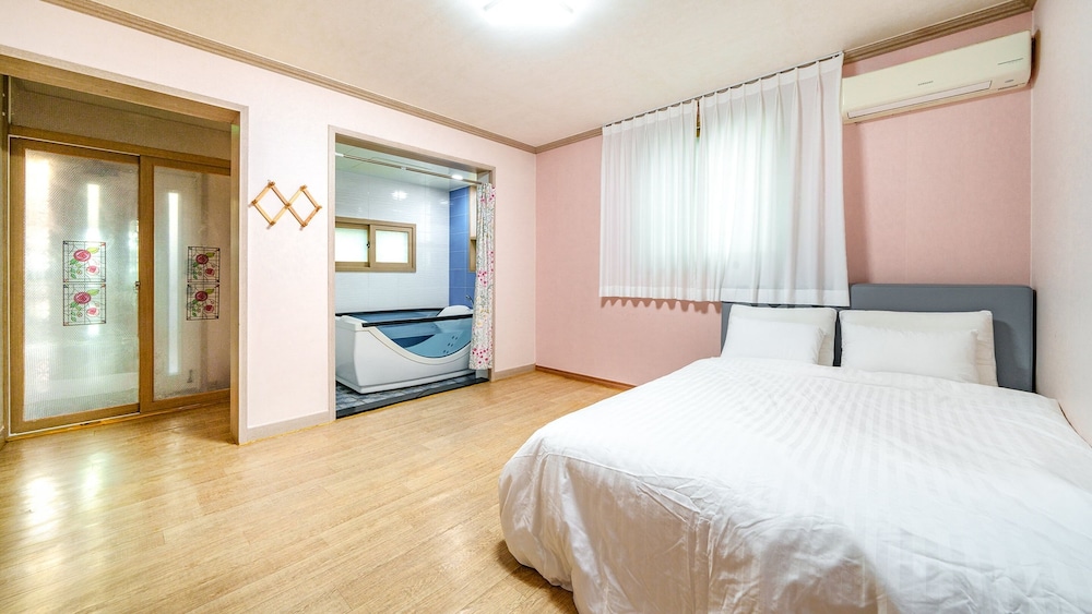 Gyeongju Clearmorning Petfriendlypension