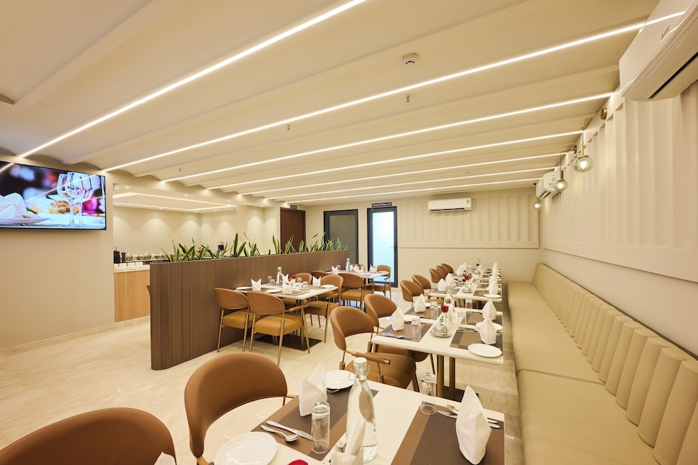 Tulip Inn Gurugram Sector 39