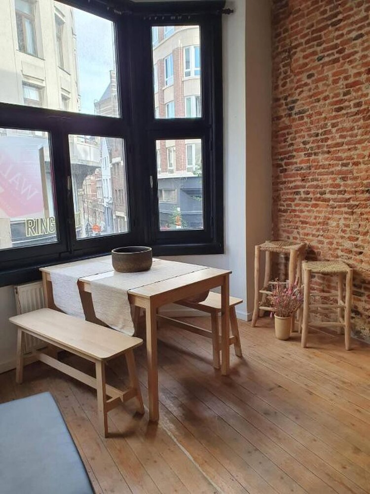 Den Gulden Hooren Antwerp