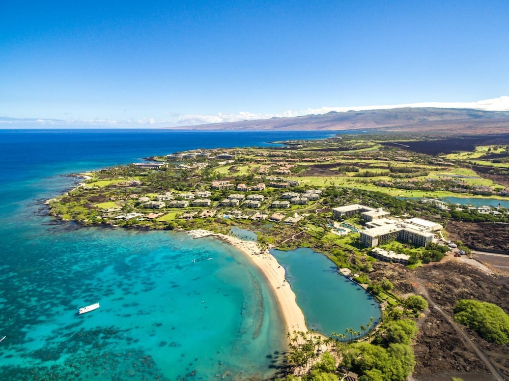 Waikoloa Colony Villas WCV-305 by KBM