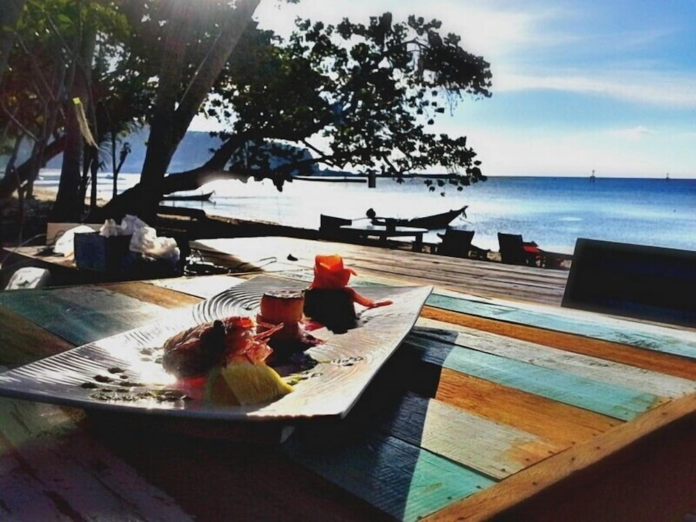 Think & Retro Cafe Lipa Noi Samui