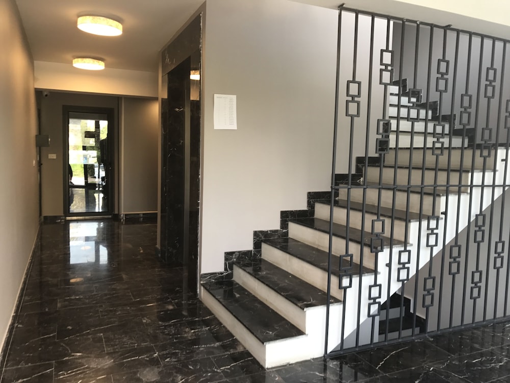Metropolitan Iassium Luxury Suites