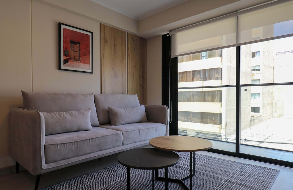 w Alluring 1BR With Balcony in Miraflores