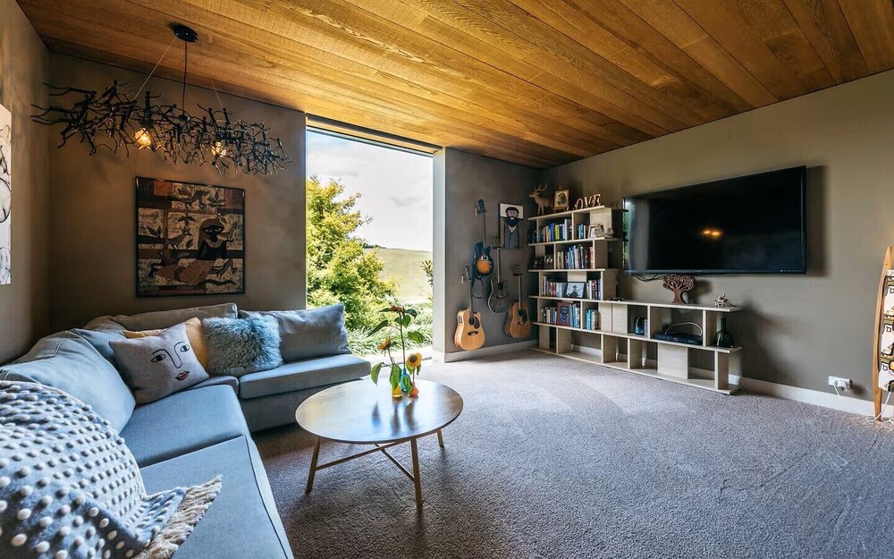 Waiheke Island Coastal Retreat