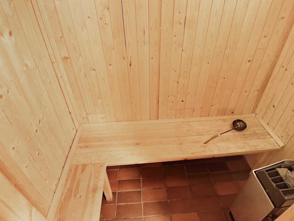 4 Person Holiday Home in Karlsborg view 4