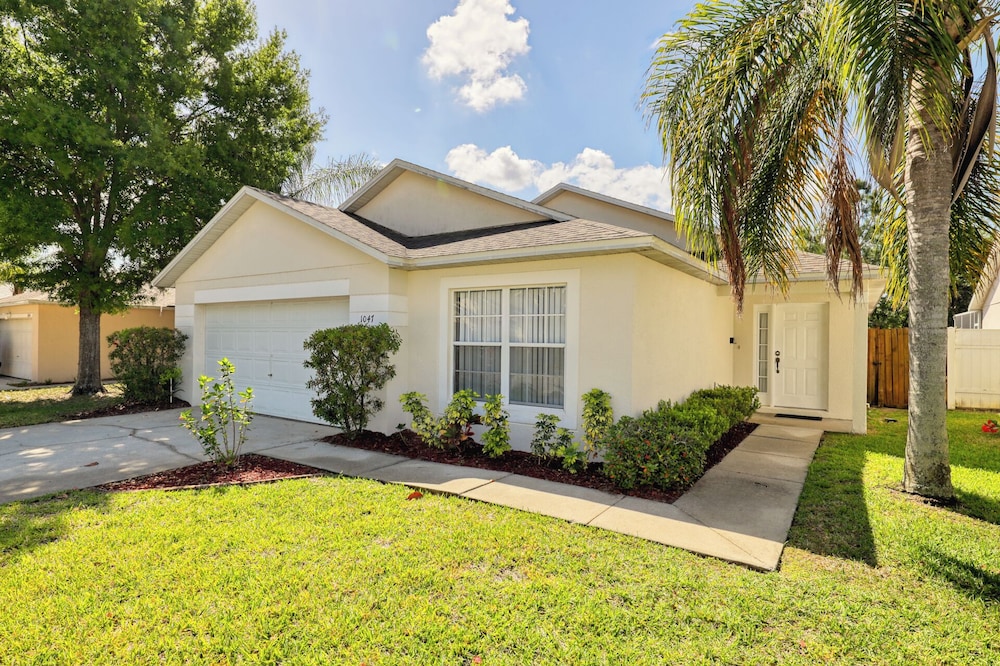 Arler House - Amazing 4 Bed 3 Bath - Private Pool