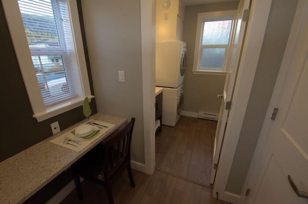 First Avenue Executive Suites