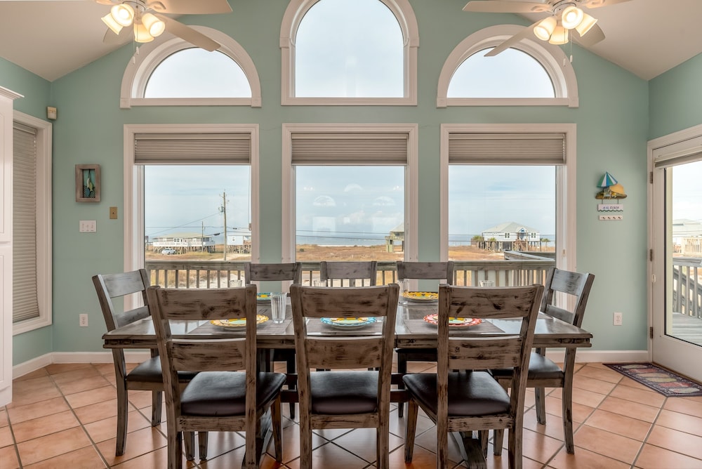 Surfside - 2431 Bienville 4 Bedroom Home by RedAwning