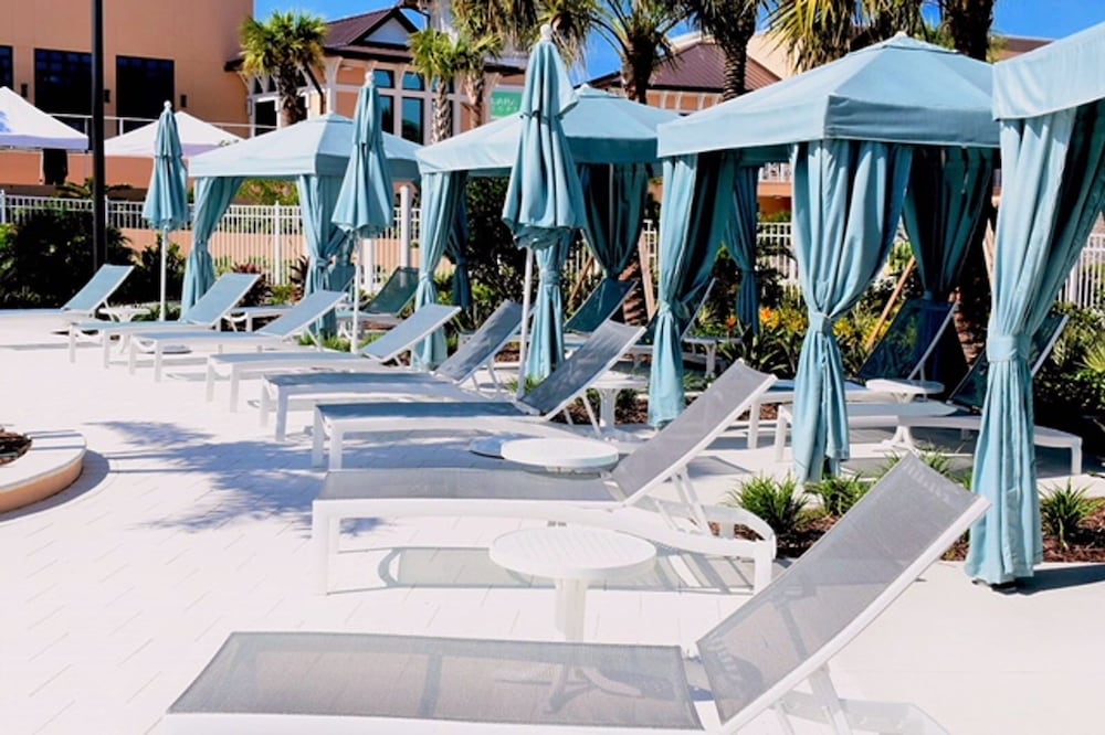 Solara Resort 1832