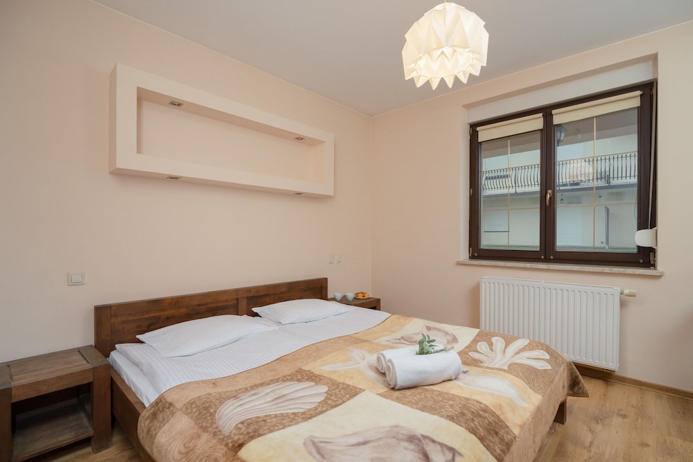 Apartment Wisła-malinka by Renters view 3