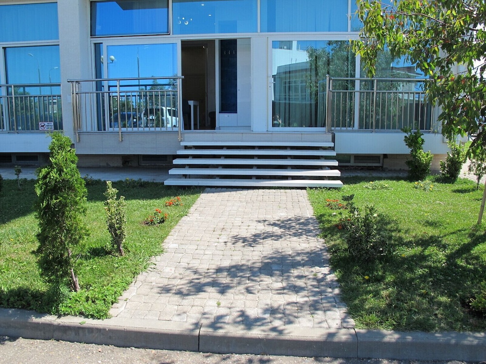 Photo 24