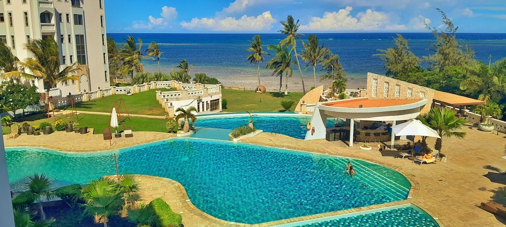 Oceanline Beachfront Apartments shanzu