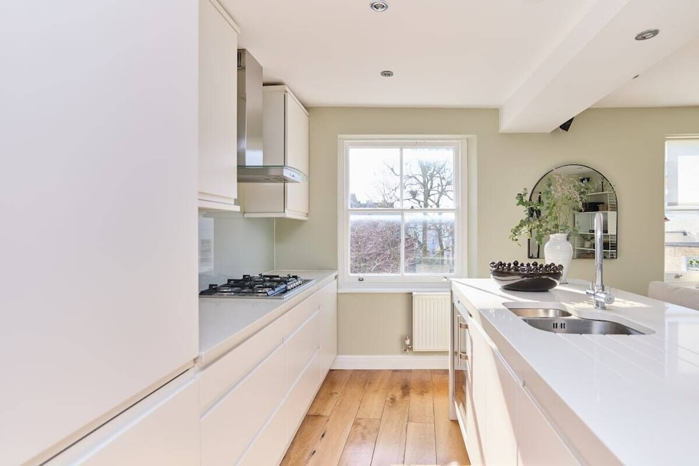 The Notting Hill Hideout - 2bdr Apartment