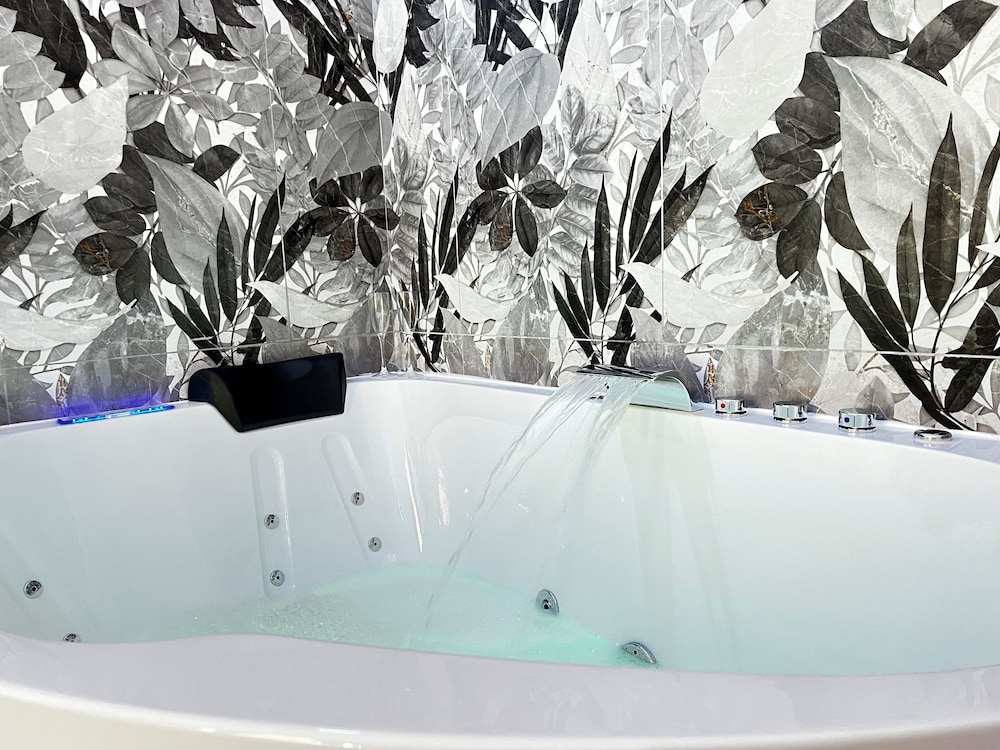 ESE luxury spa suites