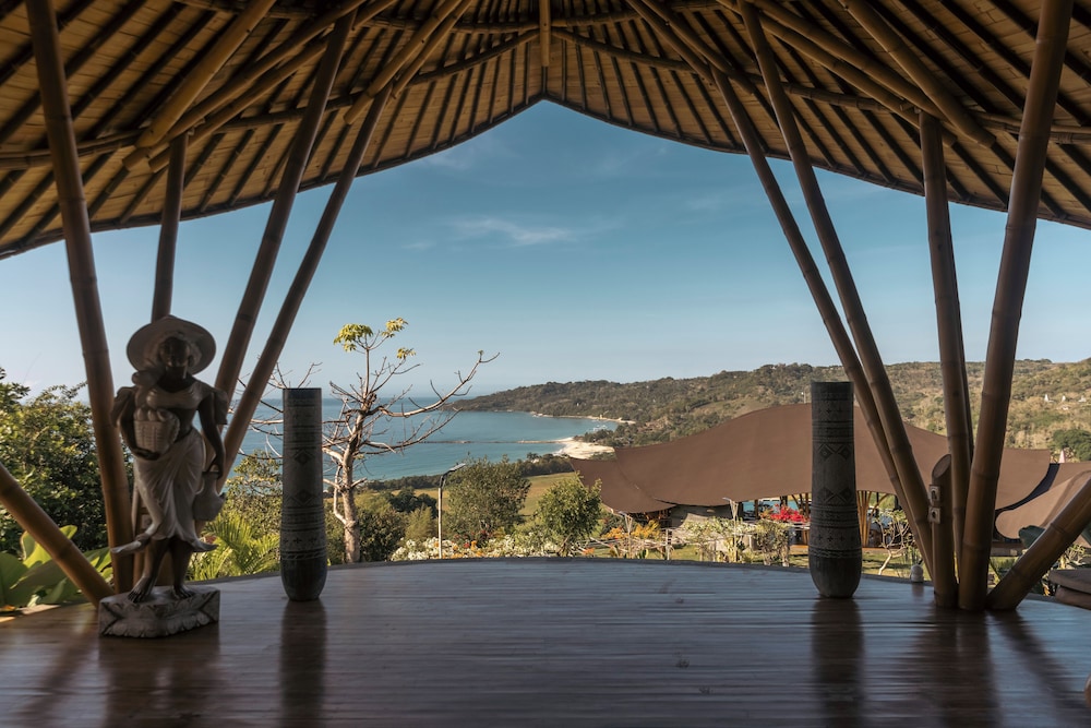 Ketanu Bamboo Lodge Sumba